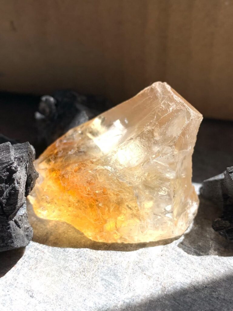 How To Use Healing Crystals For The First Time: A Complete Beginner’s Guide In Nigeria 6 citrine crystal