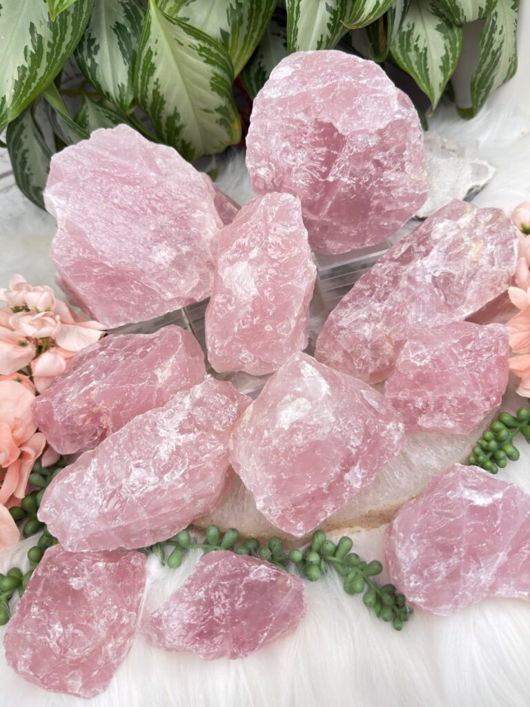 What Are Healing Crystals? A Complete Beginner’s Guide To Crystal Healing In Nigeria 3 Rose quartz Crystal